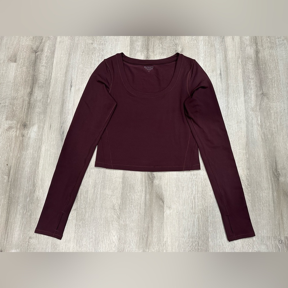 O64 NWOT Athleta Shanti Top Womens Size S Small Burgandy Long Sleeve & Cropped